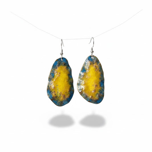 "Royal Lapis Lazuli" – Handcrafted Enamel Earrings with Rococo Charm