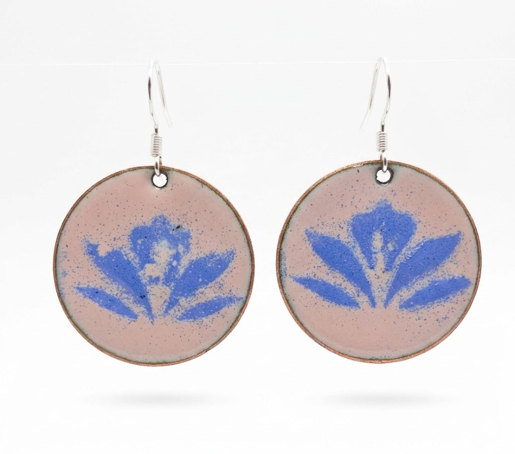 Handgefertigte Emaille-Ohrringe "Blauer Lotus" – 925er Silber & Kupfer, Ø 3cm
