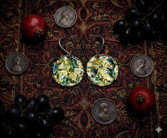 "Goldene Konstantinopel" – Handgefertigte Emaille-Ohrringe: Ein Hauch von Geschichte