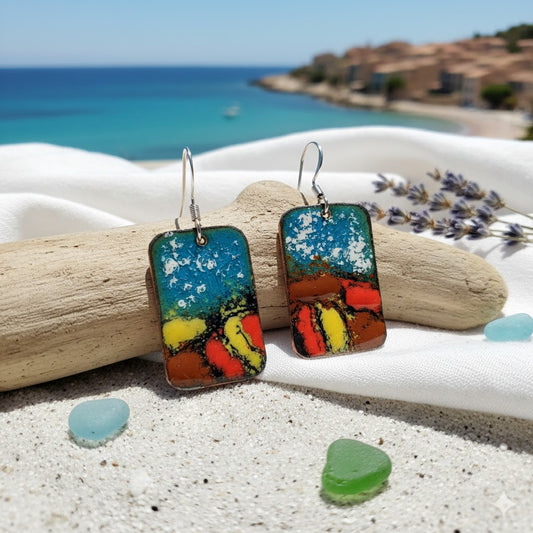 "Mittelmeer-Mosaik" – Handgefertigte Emaille-Ohrringe im mediterranen Stil