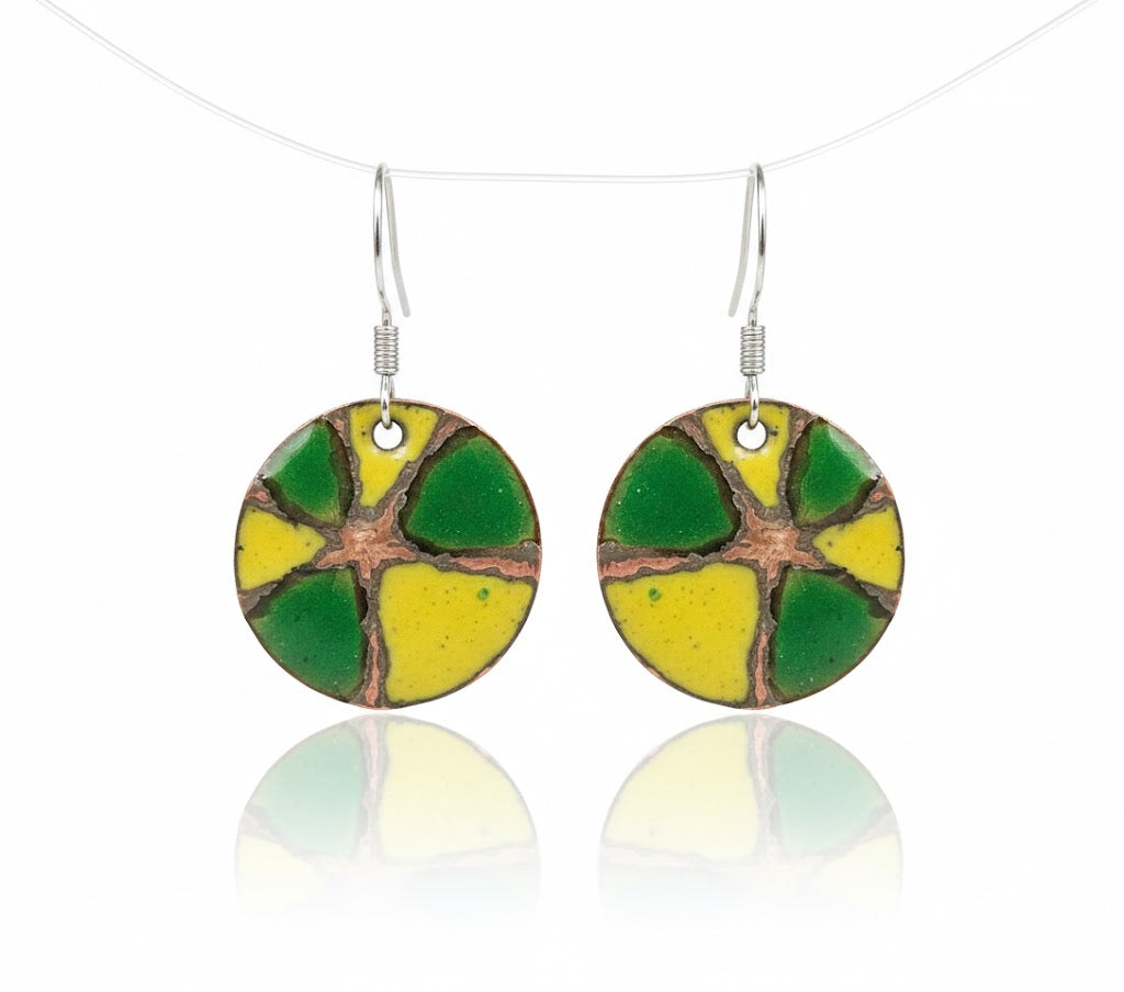"Mittelalterliches Rad" – Handgefertigte Emaille-Ohrringe im authentischen Mittelalter-Stil