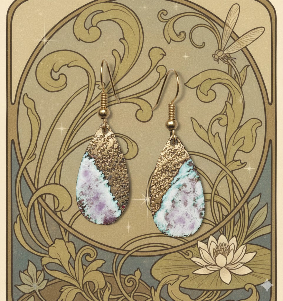 Emaille-Ohrringe "Aura der Vergangenheit" – Einzigartige Tropfen-Unikate von Emilia's Emaille