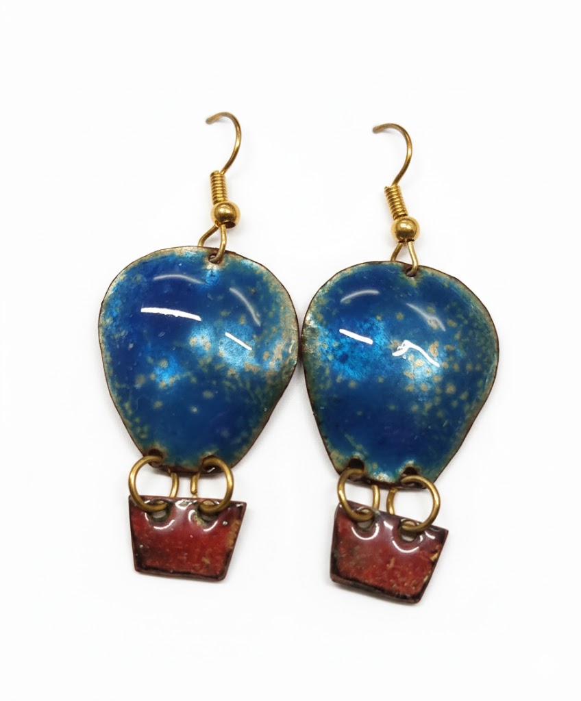 Emaille-Ohrringe "Himmelsstürmer" – Heißluftballon-Unikate von Emilia's Emaille