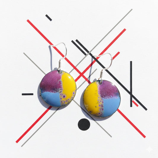 Emaille Ohrringe "Suprematische Form" aus der Kollektion "Geometrie des Feuers – Die Macht der Abstraktion"